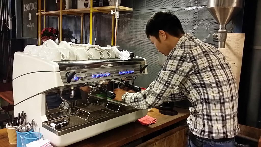 cau-tao-may-pha-ca-phe Top 5 máy pha cà phê tốt nhất đảm bảo hương vị thơm ngon 1