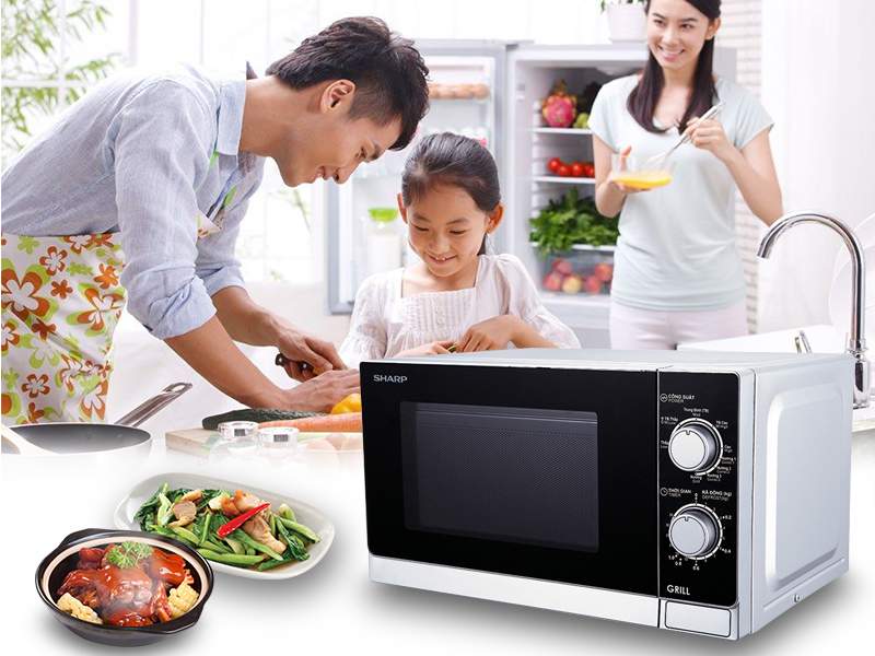 sharp-r-g222vn-s-20lit-1-2 Nên mua lò vi sóng loại nào tốt nhất hiện nay 1