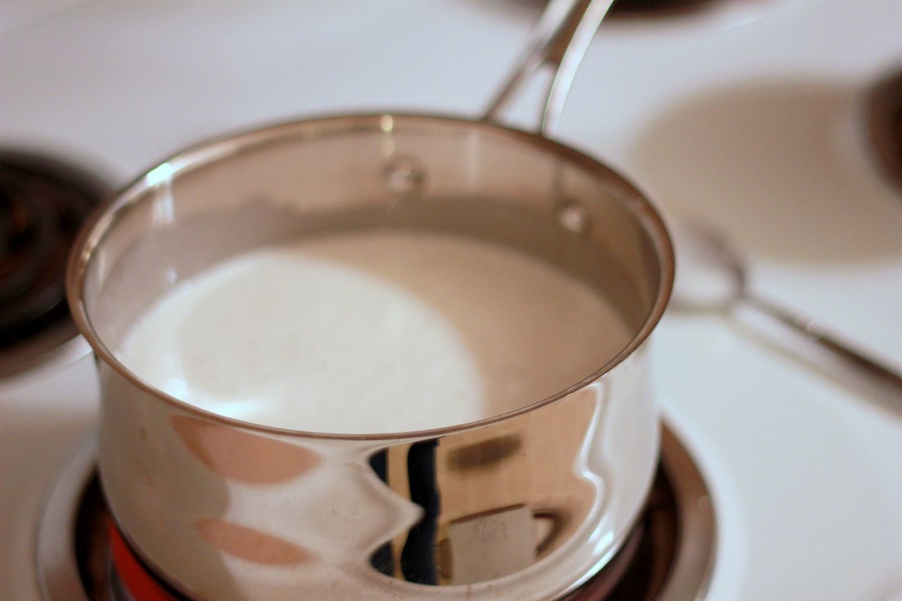 Cách làm sữa chua phô mai thơm ngon xua tan ngày hè nóng bức - 2