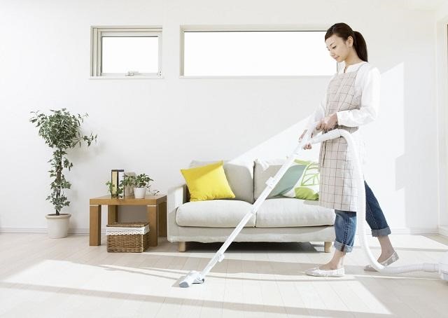 Dọn dẹp nhà cửa sạch hạn chế bụi bẩn