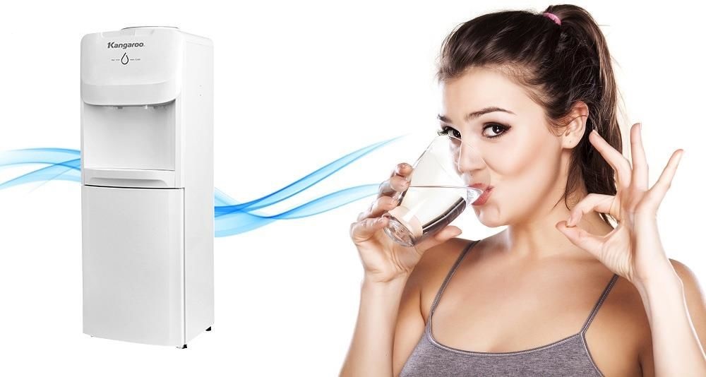 Lựa chọn cây nước nóng lạnh có tính năng tiện ích phù hợp Lựa chọn cây nước nóng lạnh có tính năng tiện ích phù hợp