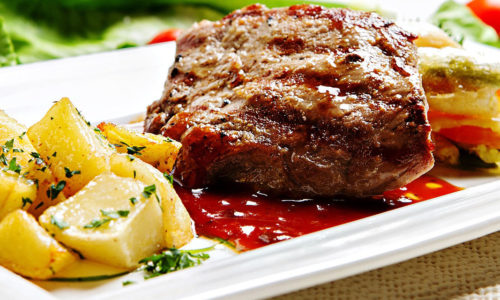 Cách làm bò bít tết thơm ngon chuẩn vị “Tây”