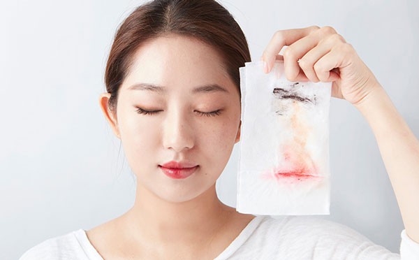 Khăn ướt tẩy trang Khăn ướt tẩy trang