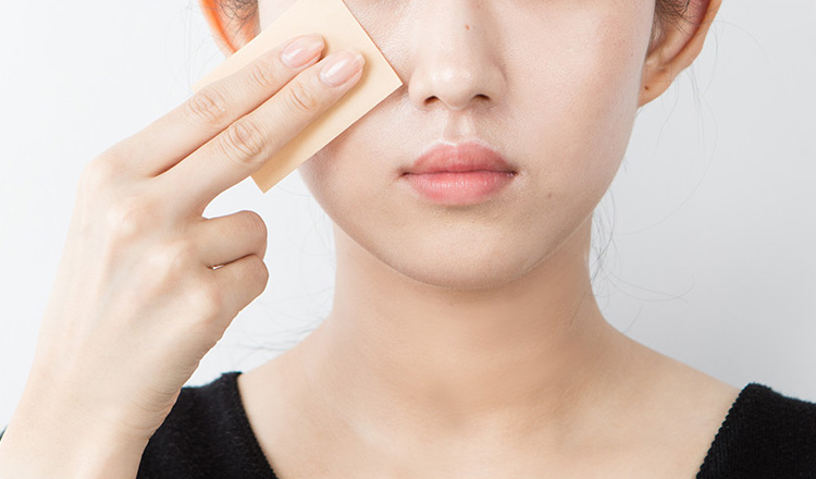 Một số lưu ý quan trọng khi sử dụng giấy thấm dầu Một số lưu ý quan trọng khi sử dụng giấy thấm dầu