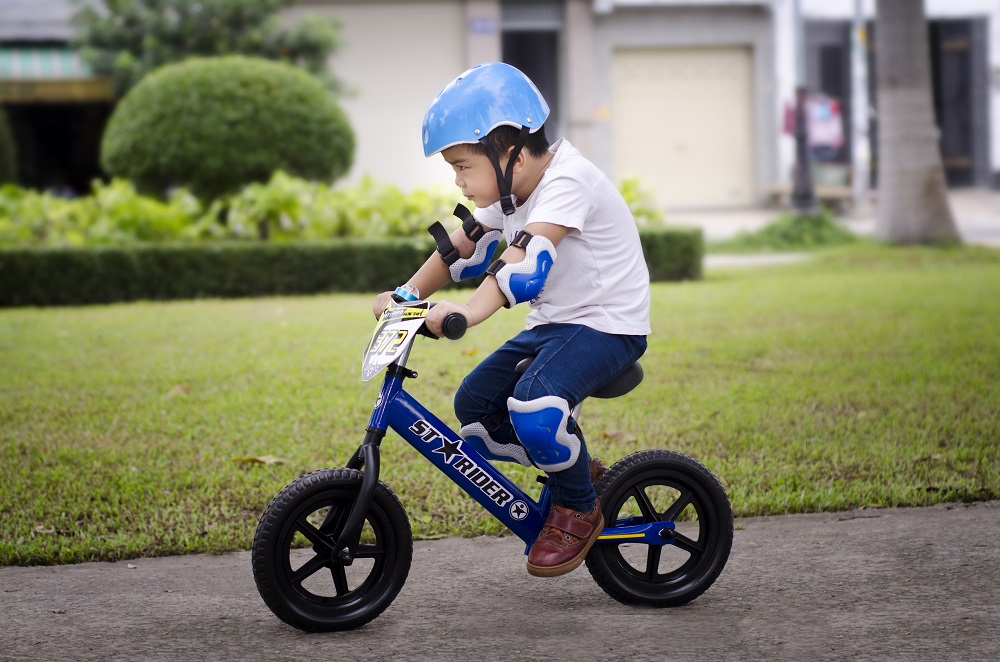 Hướng dẫn cách lựa chọn xe thăng bằng phù hợp cho bé yêu Hướng dẫn cách lựa chọn xe thăng bằng phù hợp cho bé yêu