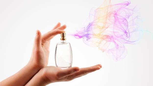 Hướng dẫn sử dụng nước hoa vùng kín đúng cách Hướng dẫn sử dụng nước hoa vùng kín đúng cách