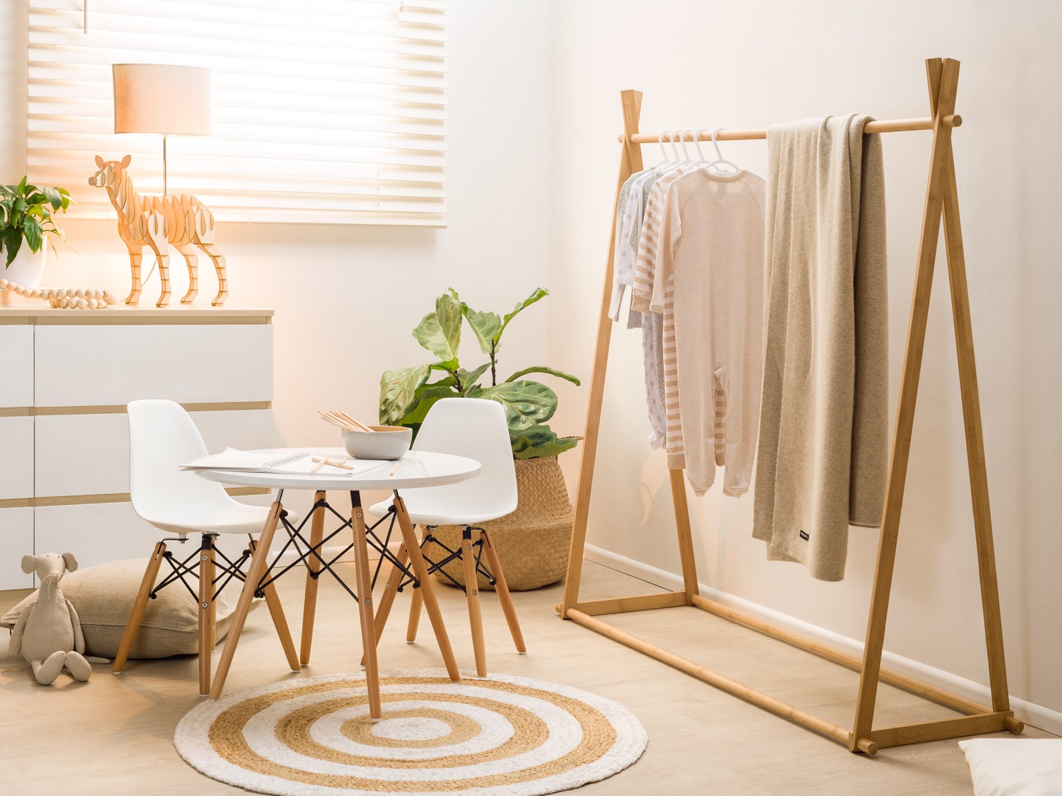 Hướng dẫn chọn mua giá treo quần áo tốt nhất Hướng dẫn chọn mua giá treo quần áo tốt nhất