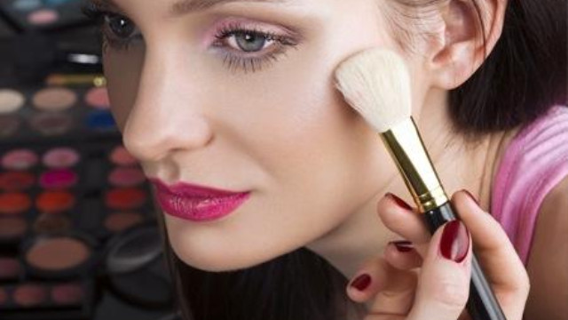 Phấn highlight là gì Phấn highlight là gì