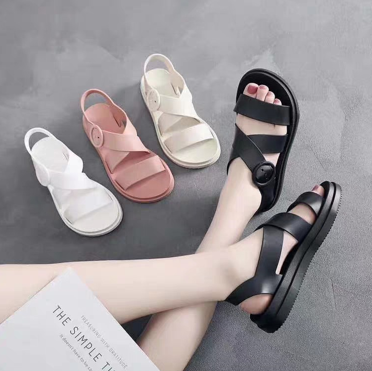 Hướng dẫn cách bảo quản giày sandal nữ Hướng dẫn cách bảo quản giày sandal nữ