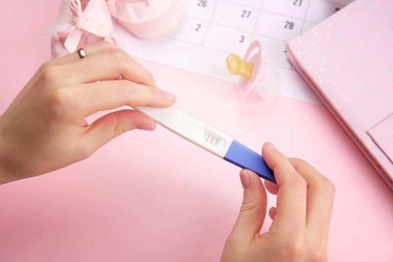 Cách đọc kết quả que thử rụng trứng Cách đọc kết quả que thử rụng trứng