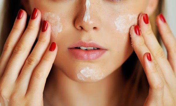 Một số lưu ý quan trọng khi sử dụng kem trị nám Một số lưu ý quan trọng khi sử dụng kem trị nám