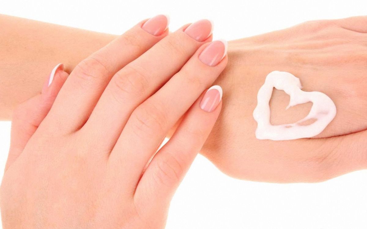 Công dụng của kem dưỡng da tay Công dụng của kem dưỡng da tay