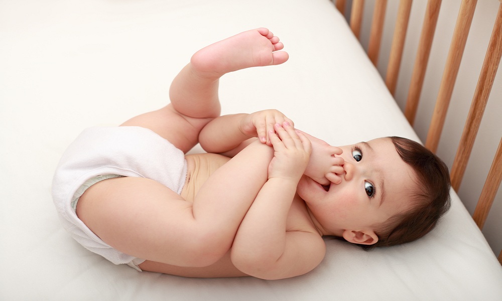 Ưu và nhược điểm khi sử dụng tã em bé Ưu và nhược điểm khi sử dụng tã em bé