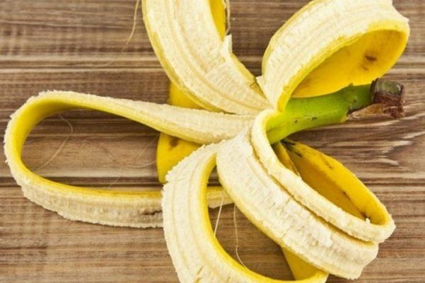 Cách diệt gián hiệu quả tự nhiên tận gốc 3 Cách diệt gián hiệu quả bằng vỏ chuối