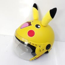 Mũ bảo hiểm trẻ em có kính chống bụi Pikachu