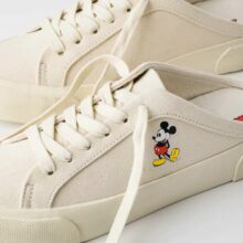 Giày đạp gót Mickey