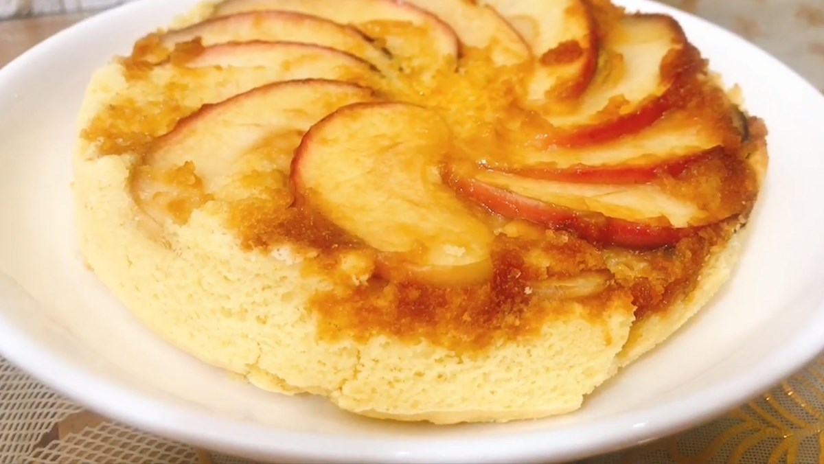 Cách làm bánh táo bằng nồi chiên không dầu mềm mịn