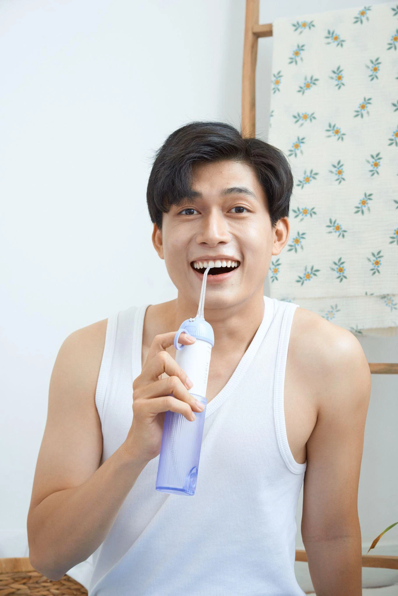 [Review] Máy tăm nước cầm tay Halio UltraClean có đáng mua không? Không niềng răng có nên dùng tăm nước? - 1